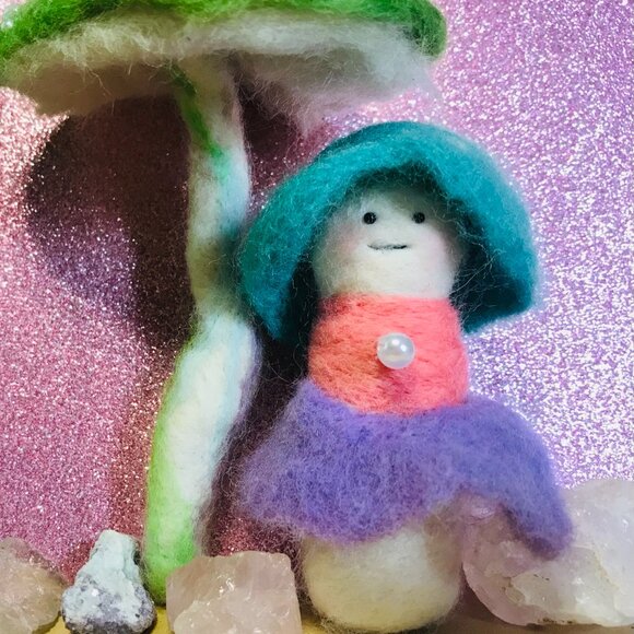 Handmade Needle Felted Soft Sculpture Mushroom Ornament - Picture 2 of 9